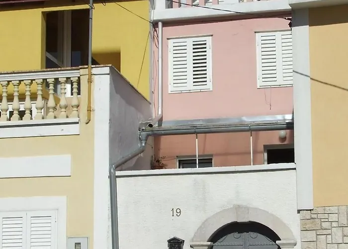 Mit Balkon Fuer Drei Personen By Interhome Lejlighed *