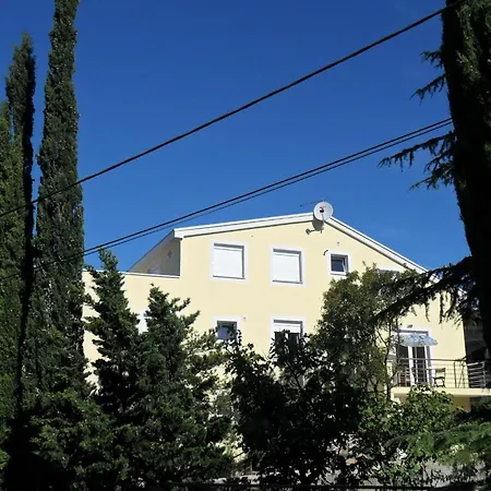 Διαμέρισμα Mit Balkon Fuer Drei Personen By Interhome